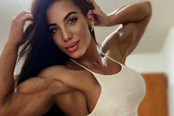 Elisabeta Ionita: Bio, Early Life, Family, Net Worth, and Fitness Journey