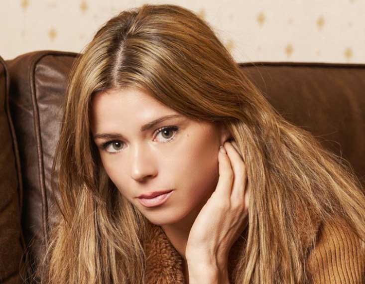 Camila Giorgi: From Tennis Star to Fashion Icon!