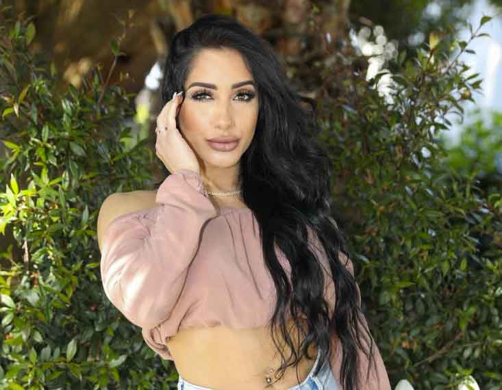 Narmin Assria